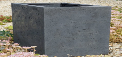 Pielęgnacja donic z betonu architektonicznego GRC