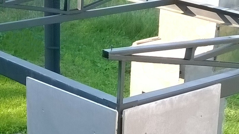 Nowoczesne wiaty stalowe z betonem GRC innoVal